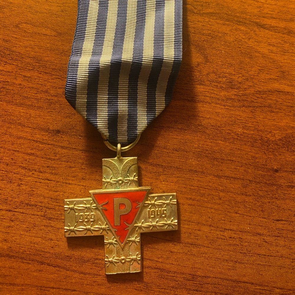 100% CROSS AUSCHWITZ MEDAL HOLOCAUST POLAND
